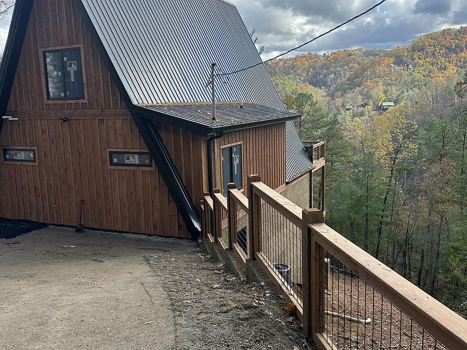 1st image of 2438 Sunset Rd