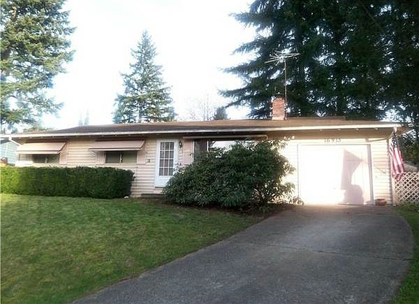 2nd image of 16915 NE 104th Ct