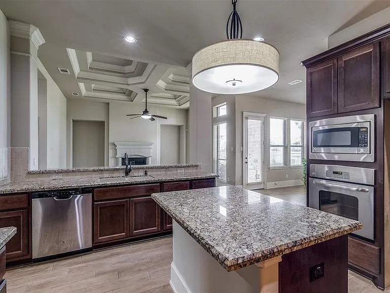 27323 Piney Ranch Ln — Photo 6