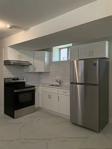 467 Stewart Ave #1 Photo 1