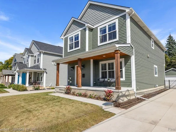 1760 Royal Ave, Berkley, MI 48072