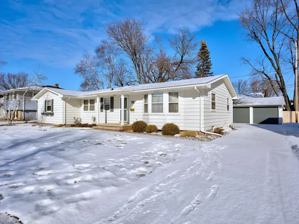 1726 E Marquette St, Appleton, WI 54911