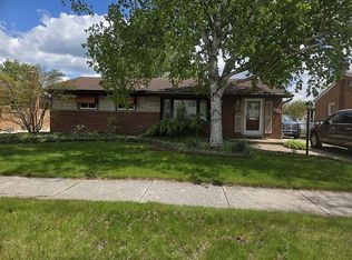 3015 Concord St, Trenton, MI 48183