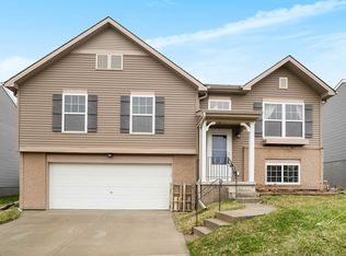 19413 W St, Omaha, NE 68135