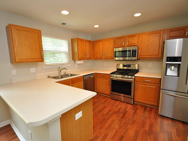 117 Tiverton Woods Dr — Photo 11