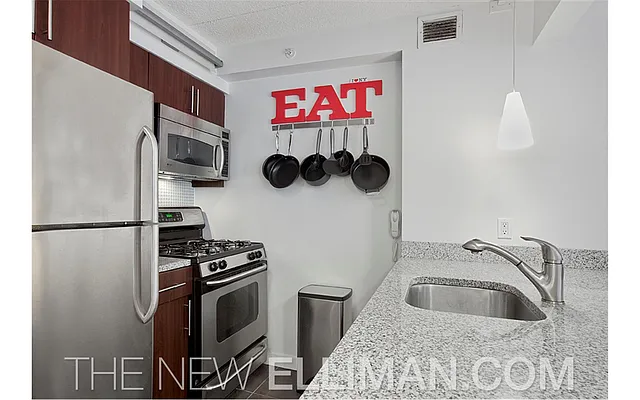 Rented by Douglas Elliman | media 24