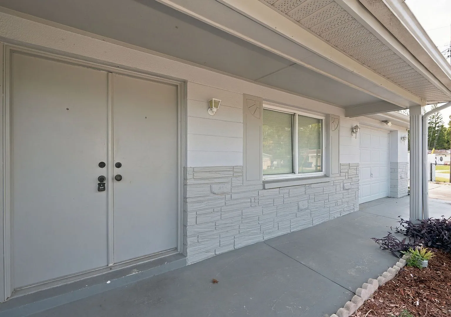 Cute 3 bedroom 1 bath — Photo 2