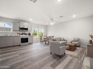 4114 Majestic St #A/b, Houston, TX 77026
