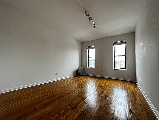5th image of 305 Ocean Ave APT F8