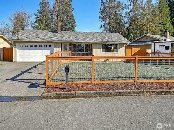 11907 47th Drive NE, Marysville, WA 98271