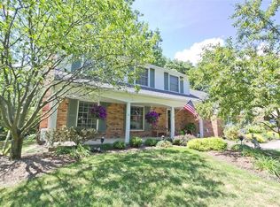 5224 Van Ness Dr, Bloomfield Hills, MI