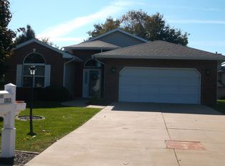 1012 31st St, Peru, IL 61354