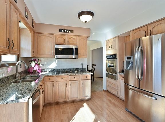 4th image of 13544 Glen Eagle Ct