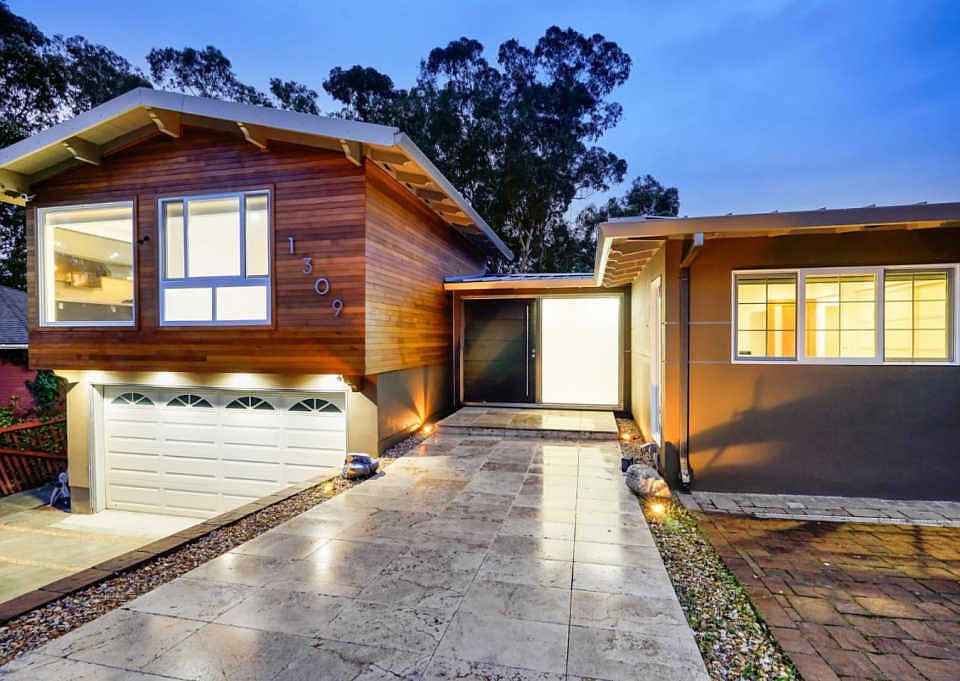 1st image of 1309 Vista Grande