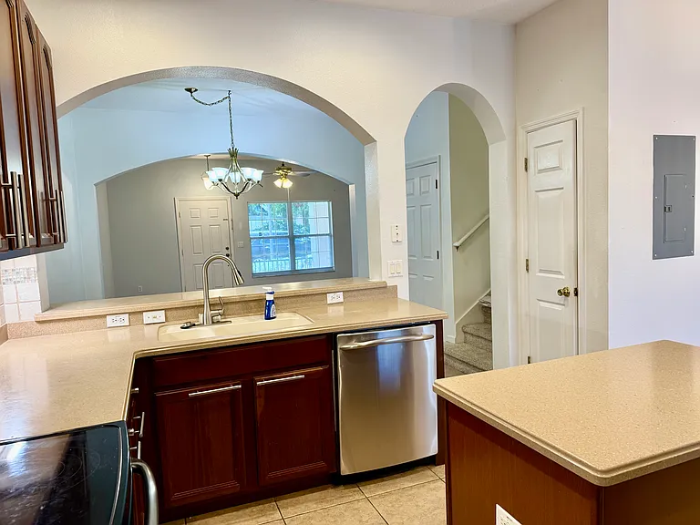 9113 Oak Fern Dr — Photo 6