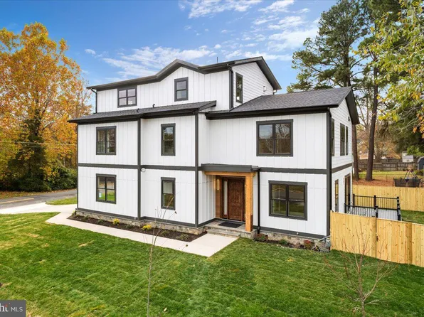 1600 Lafayette Dr, Alexandria, VA 22308