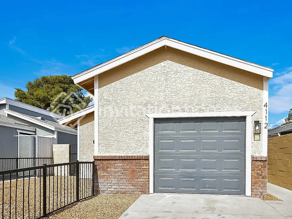 4112 Broadriver Dr