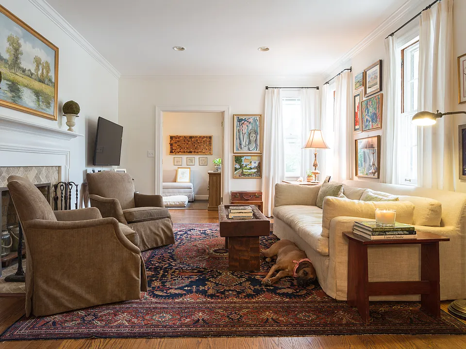 304 Woodmont Cir