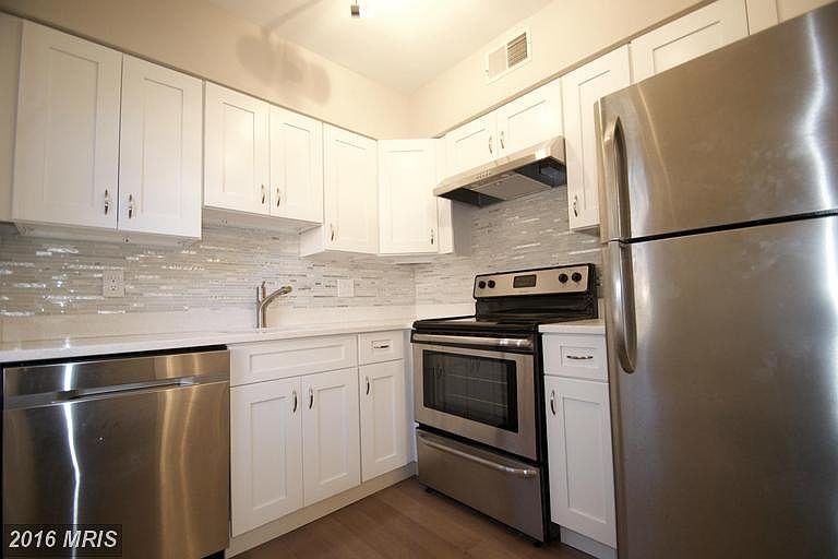 1st image of 2801 Arlington Blvd APT 102