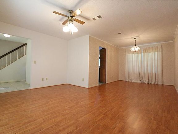 3rd image of 18050 Green Hazel Dr