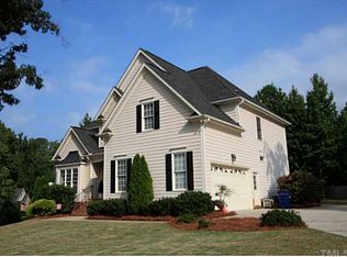 5601 Creekfall Ln, Fuquay Varina, NC 27526