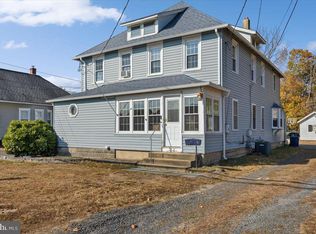 31-33 Carroll Ave, Williamstown, NJ 08094