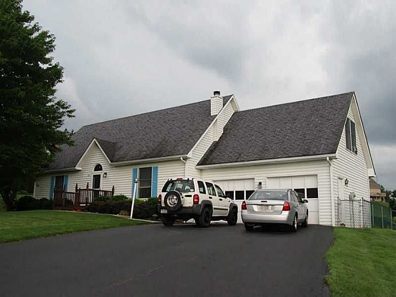 1st image of 103 Jenny Dr