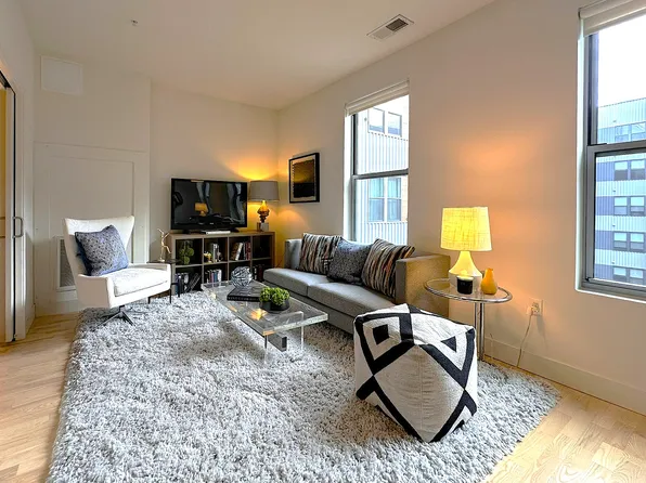 400 Claremont Avenue image 51 of 130