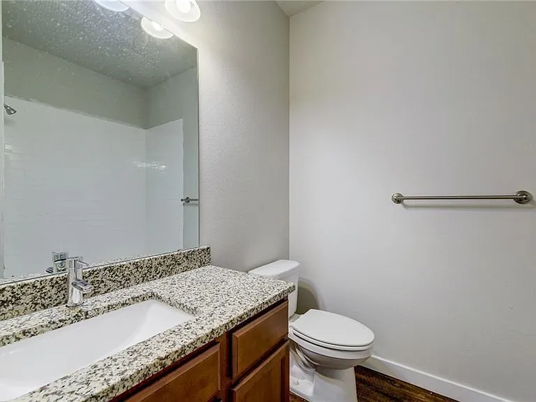 906 Quartz Ct #401 — Photo 13