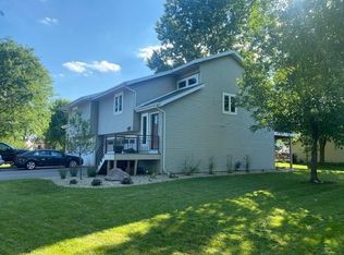 1580 Kuhle Dr, Sun Prairie, WI 53590