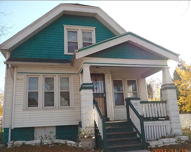 2922 North 16th STREET photo 1