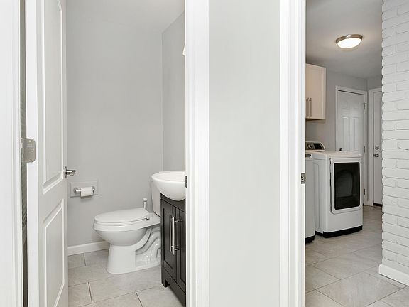 4th image of 30876 Lincolnshire St E