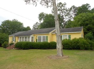 803 Grady Ave N, Douglas, GA 31533