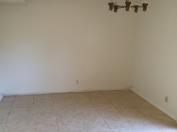 4th image of 1542 Thrasher Ct