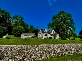 7459 Potter Rd, Auburn, NY 13021