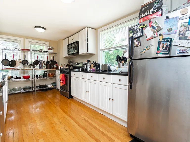 214-R Harvard St #2 — Photo 7