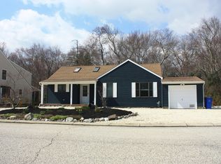 220 Timberlake Dr, Manahawkin, NJ 08050