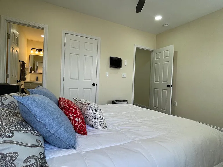 1516 N Patterson Park Ave — Photo 23