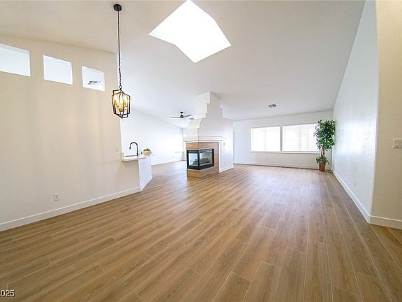 4th image of 1519 Deerford Cir
