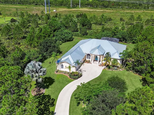 7820 SW Saddlebrook Drive, Port St Lucie, FL 34986