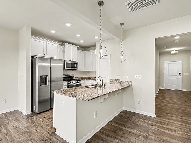 3805 Yorkshire Pl — Photo 7