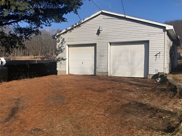 172 Brickyard Bend Rd, New Cumberland, WV 26047