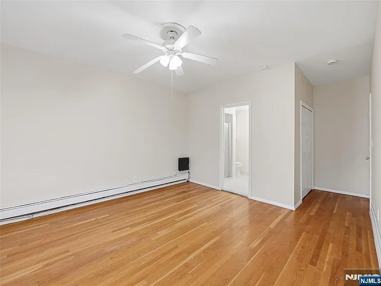 1-2 Hilliard Ave #1 — Photo 11