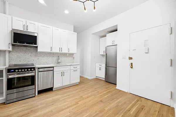 Rented by J PRESTON AND ASSOCIATES INC | media 3