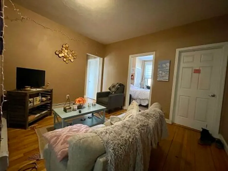 68 Glenville Ave #3 — Photo 7