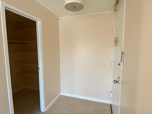 Front door & 1st closet