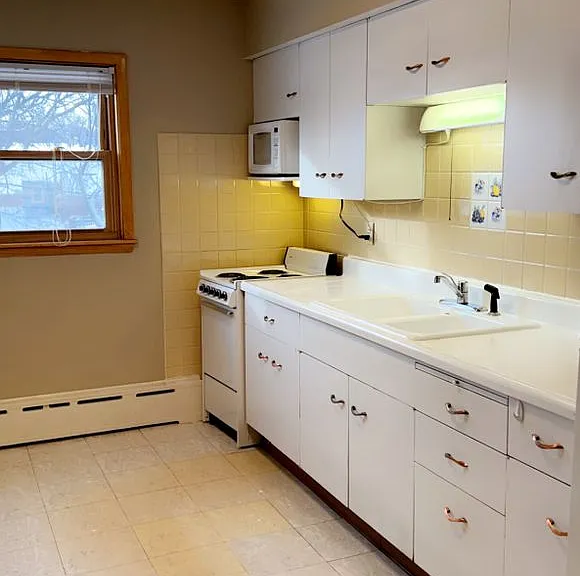 4351 Drew Ave — Photo 10