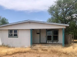 245 S 3rd St, Slaton, TX 79364