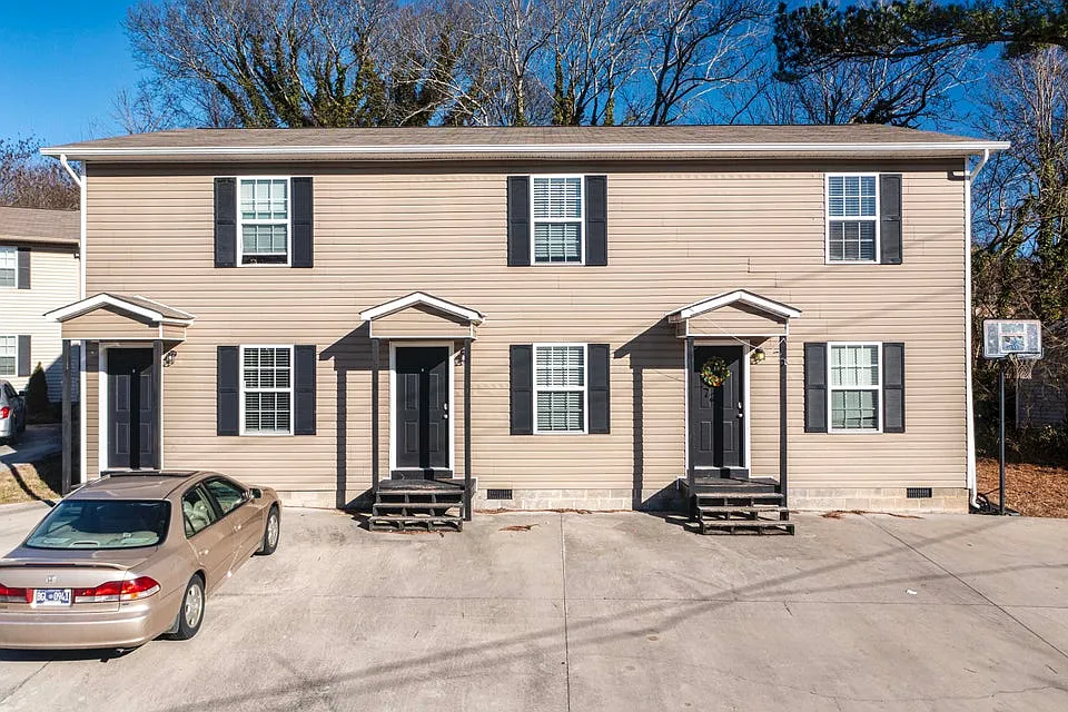 262 Mulberry Ave #2