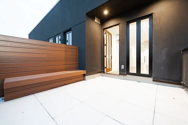 Rented by HSK Group Inc | media 37